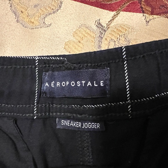 Men’s Aeropostale sneaker jogger size XL - Picture 2 of 3